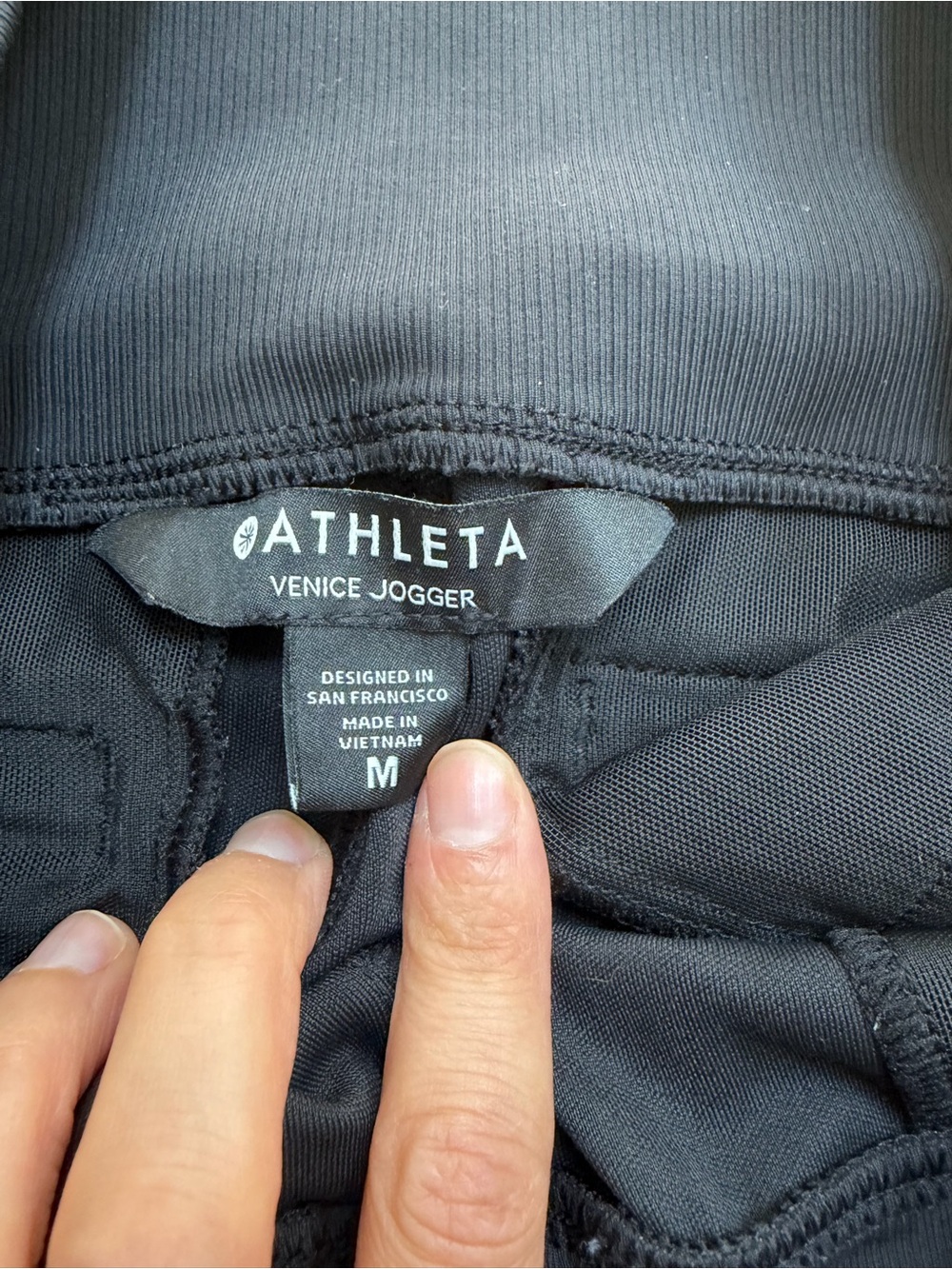 Athleta Venice Jogger Black Athletic Travel Pants Women's Medium - Picture 2 of 4
